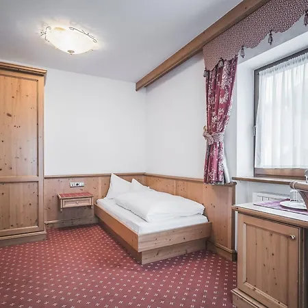 Alpenblick Hotel 4*