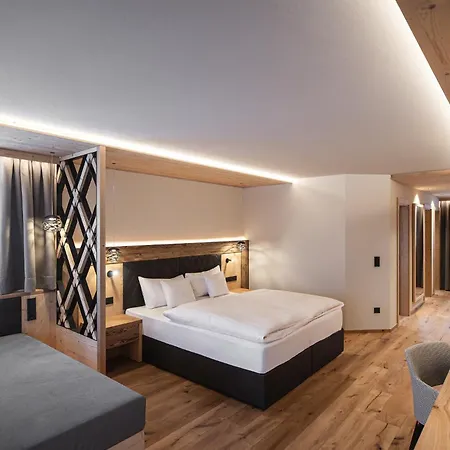 Hotel Alpenblick Sexten
